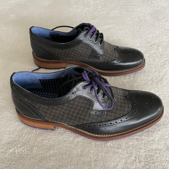 TED BAKER London Men's Black and Purple Brogues - Picture 3 of 9